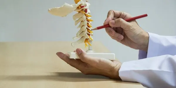 How to Choose the Best Spine Hospital in Delhi