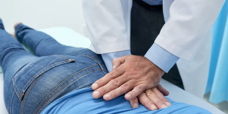 Best Back Pain Doctor in Delhi